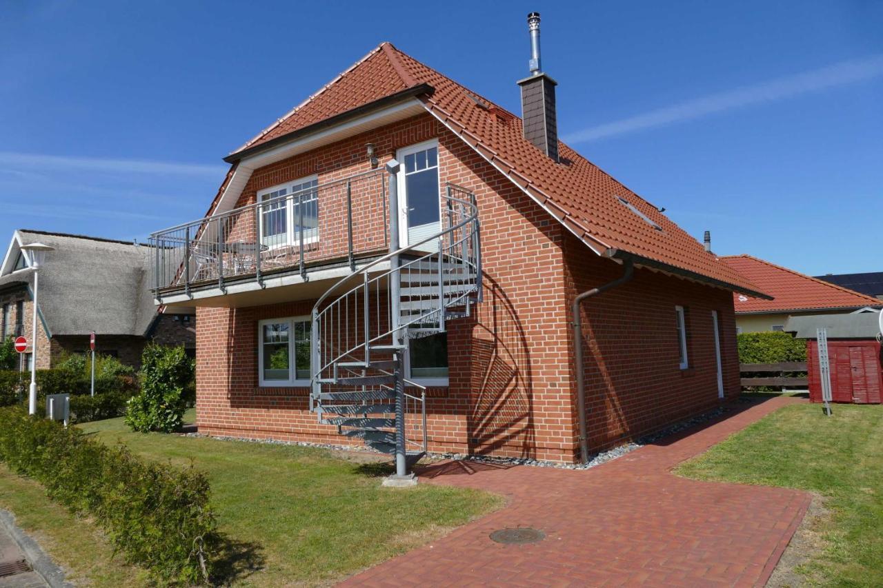 Haus Am Deich Feriendomizil Mit Balkon Leilighet Baabe Eksteriør bilde