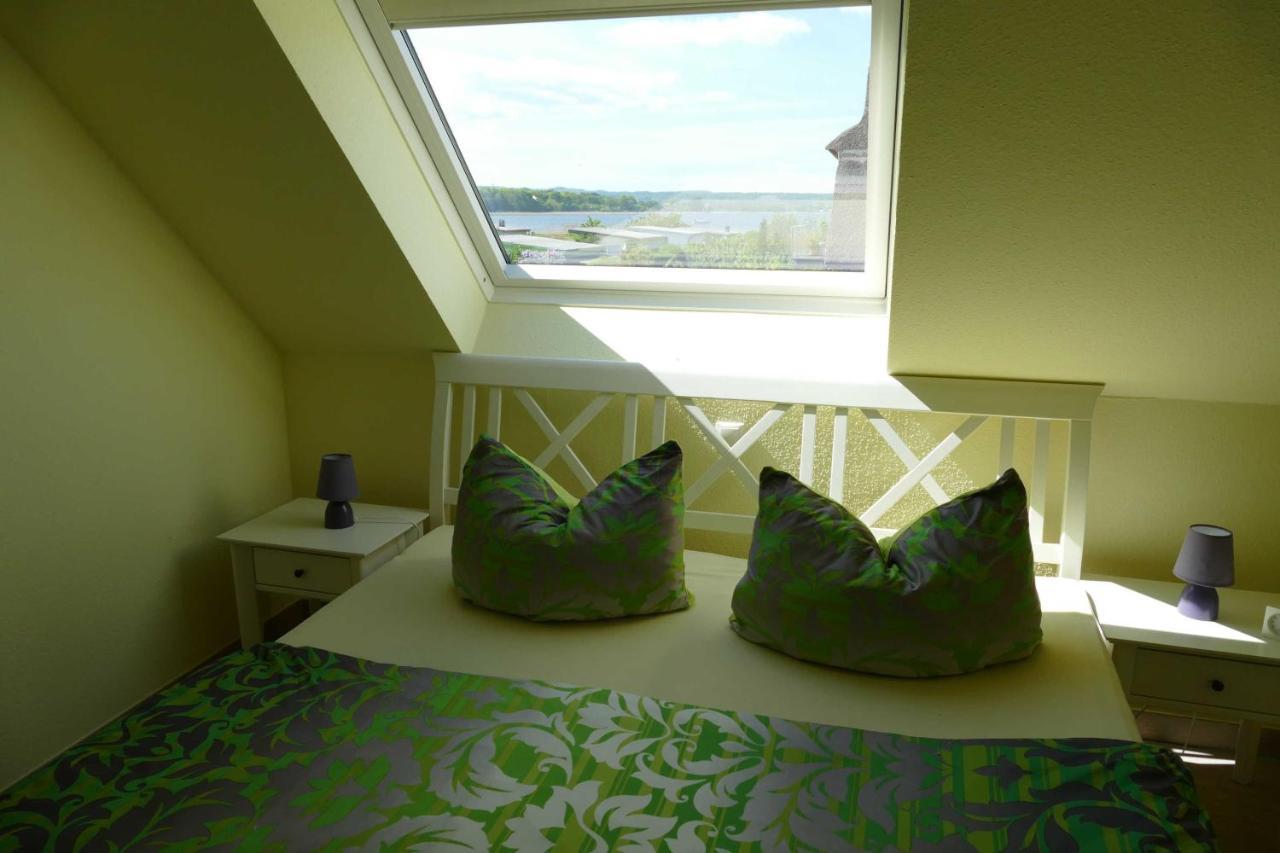 Haus Am Deich Feriendomizil Mit Balkon Leilighet Baabe Eksteriør bilde