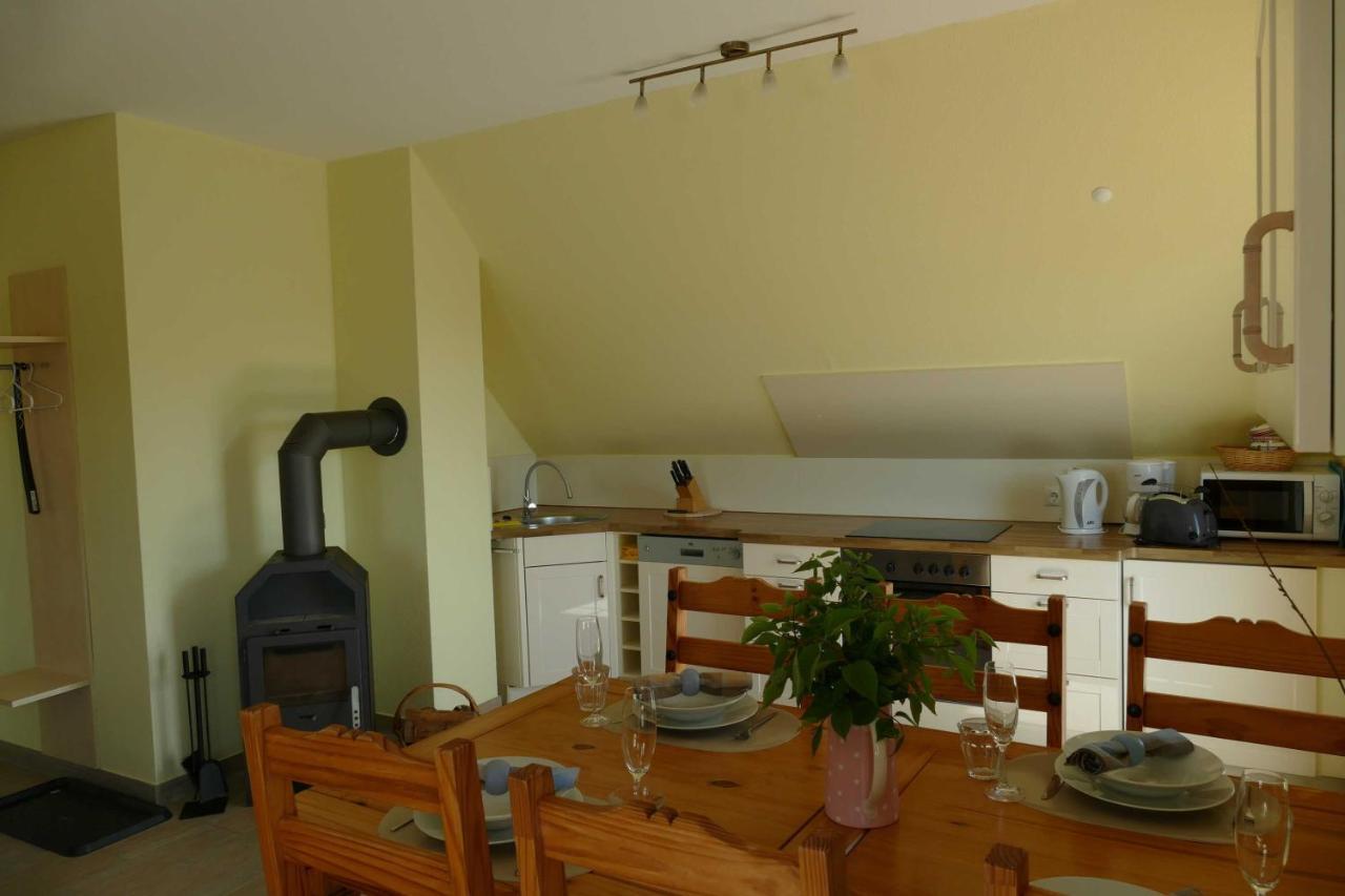 Haus Am Deich Feriendomizil Mit Balkon Leilighet Baabe Eksteriør bilde